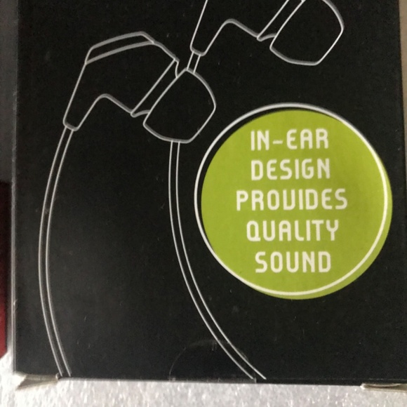 Blakjax Noise Isolation Earbuds Bundle of 2 - Picture 11 of 11